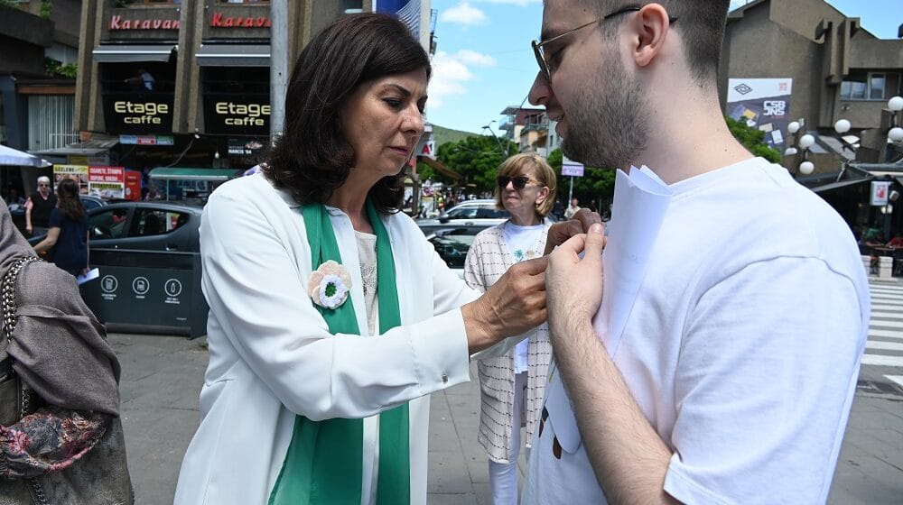 Curić: Genocid u Srebrenici se ne sme zaboraviti 1