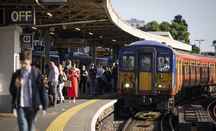 Sindikat najavio još jedan veliki štrajk železničara u Velikoj Britaniji krajem jula 1