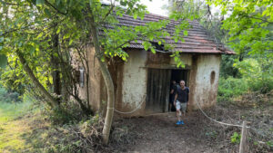 Umetničko traganje za poreklom i identitetom 2 Umetničko traganje za poreklom i identitetom 1