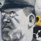 Saga oko murala se nastavlja: Ratku Mladiću “iskopane” oči, dobio i natpis da je zločinac 11