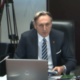 Abazović: Rušenje ove Vlade je direktno jačanje ruskog uticaja u Crnoj Gori Krivokapić: Zna se preko koga ide taj ruski uticaj 1