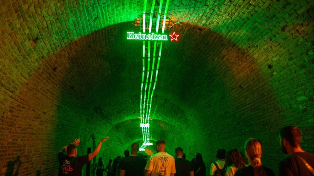 Exit i Heineken® vas pozivaju na jedan od najvećih muzičkih festivala u Evropi, uz moto "Zajedno. Zauvek!" 1