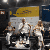 Na Pulskom festivalu porodična atmosfera na press konferenciji filma "Leto kada sam naučila da letim" Raše Andrića, i ovacije na premijeri sinoć u Areni 7