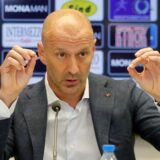 Stolica želi da vidi leđa "bombašu" 9