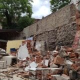 Srušen deo restorana "Ima dana" u Skadarliji: Na zaštitnoj ogradi nema table izvođača radova 11