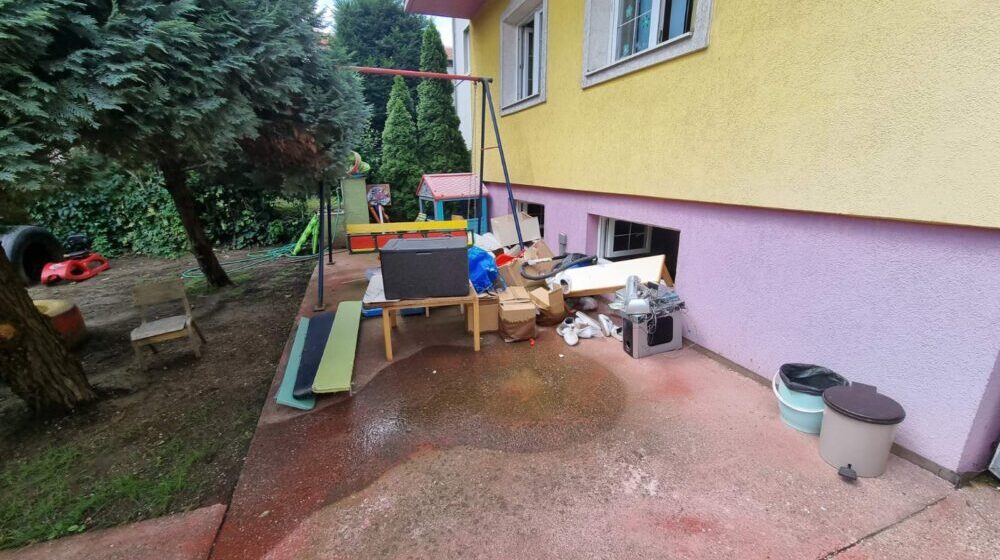U toku saniranje štete u zemunskim vrtićima pogođenim nevremenom 1