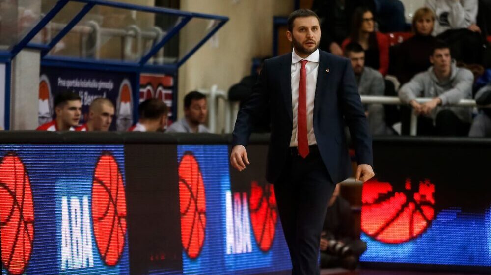 Vladimir Jovanović menja Dejana Radonjića 1