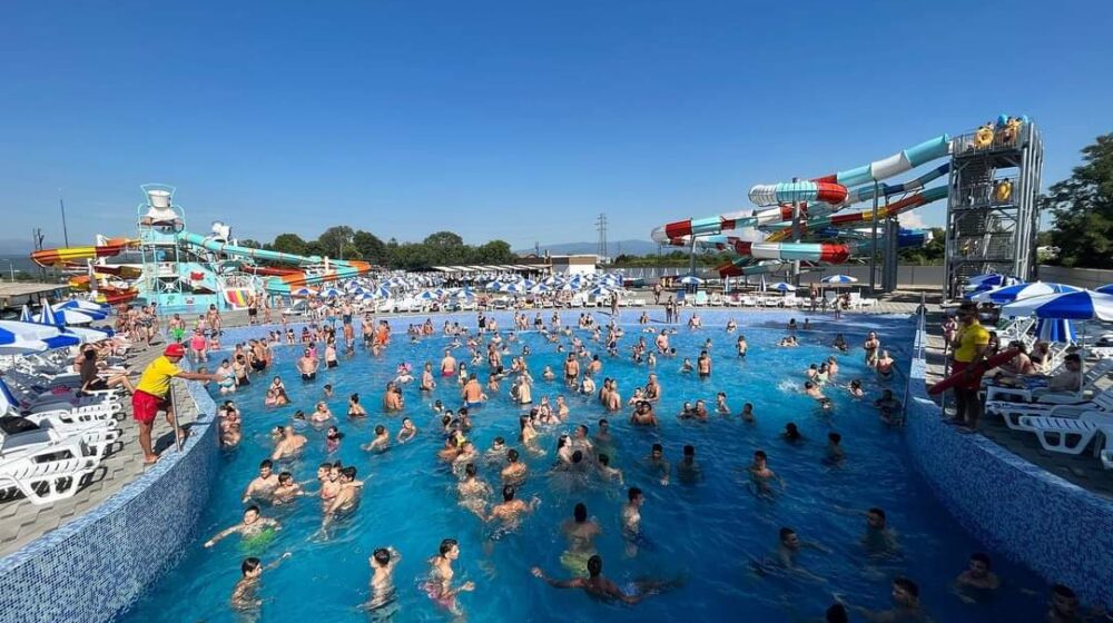 Gde se rashladiti tokom leta u Srbiji: Akva parkovi - lepa, ali skupa zabava 1
