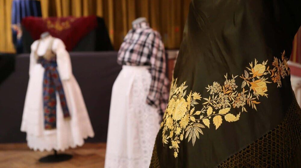 Subotica: Izložba „Krune subotičke Dužijance“ 1