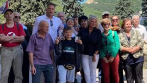 Majdanpek: Ono što je za Kineze Kineski zid to je za Majdanpečane i Srbiju Starica 2 Majdanpek: Ono što je za Kineze Kineski zid to je za Majdanpečane i Srbiju Starica 2