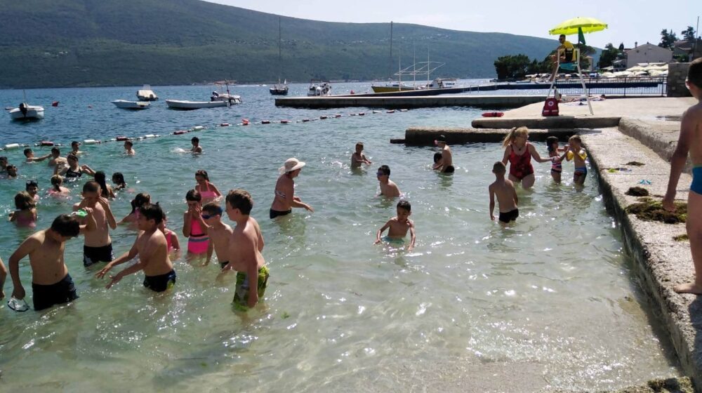 Crveni krst Subotica: Zahvaljujući vrednoj donaciji 25 dece letovalo 10 dana na moru 1