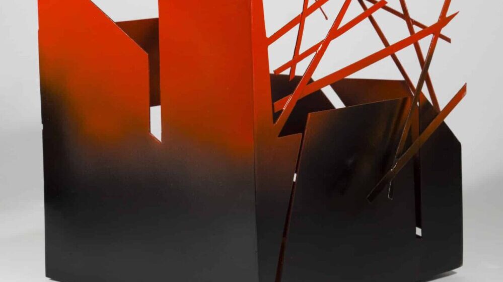 U Zrenjaninu izložba skulptura Nenada Vacića 1