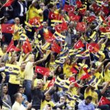 Kijevski Dinamo pobedio Fenerbahče u Istanbulu, turski navijači skandirali Putinovo ime (VIDEO) 10