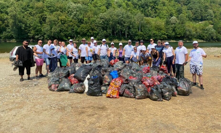Velika akcija čišćenja na Drinskoj regati 1