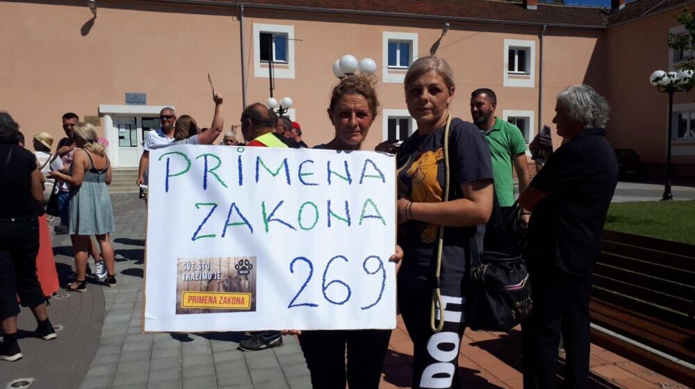“Logor za pse” ili “najbolje mesto” za regionalni azil: Protest građana u Gadžinom Hanu zbog izgradnje prihvatilišta za 2.000 pasa 1
