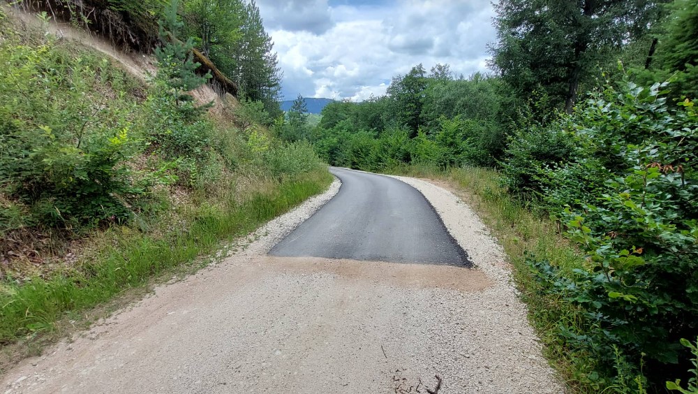 “Majku danima nisam mogao da sahranim”: Muke meštana Gornjana kod Bora koji nemaju put 3