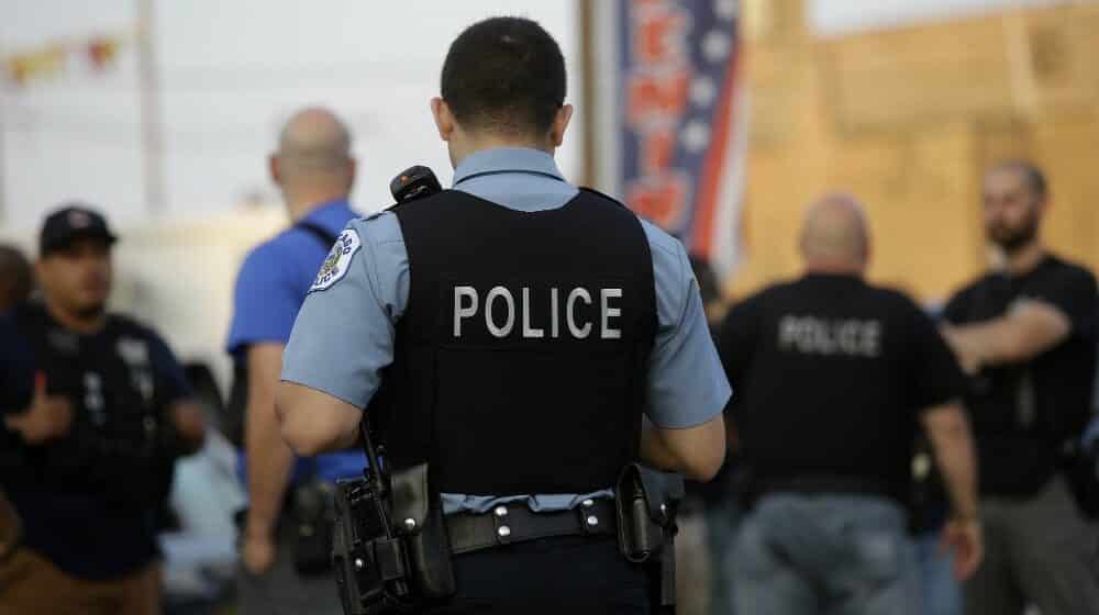 Policija u Pensilvaniji ubila zmiju dok je ona davila muškarca 1