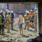 BLOG UŽIVO Pogođen stambeni blok u Donjecku: Poginulo 15 osoba, još 24 zarobljene u ruševinama 9