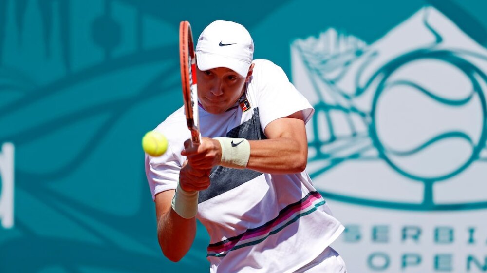 Međedović uzeo set, ali nije mogao do narednog kola u Parizu 1