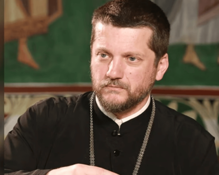 Sveštenik Perović ne vidi ništa sporno što je SPC držala pomen Draži Mihajloviću nazivajući četnike "antifašističkim borcima za slobodu" 1