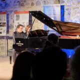 Zaječar: “Koncert za klavir u četiri ruke” održan na Felix Romuliani 11