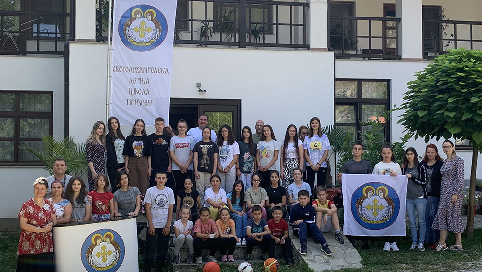 U Prizrenu otvorena Svetoarhangelska letnja škola kaligrafije i istorije 1