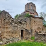 Mnogi Zaječarci nisu čuli za manastir Lapušnja, pustu svetinju koja se krije u šumarku 6