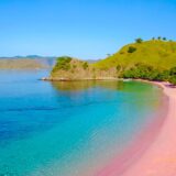 Nesvakidašnja pojava u svetu: Plaža sa ružičastim peskom 12