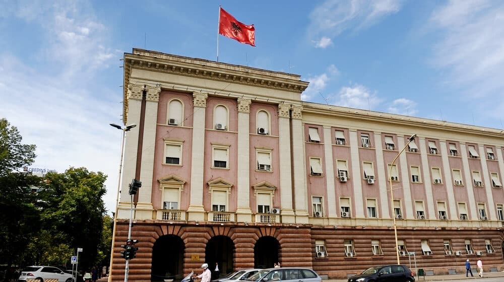 Skupština Albanije usvojila rezoluciju koja odbacuje optužbe za trgovinu organima tokom rata na Kosovu 1