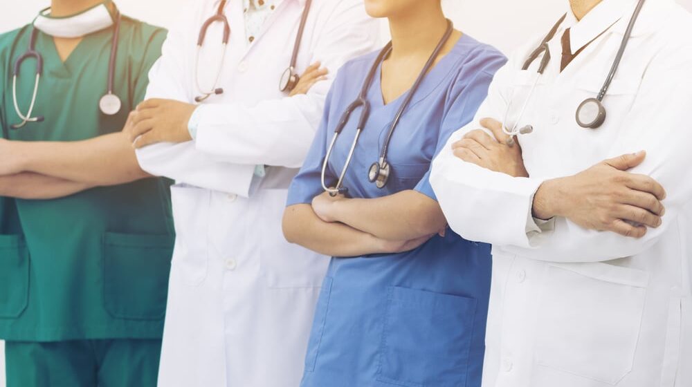 Pet zdravstvenih ustanova na jugu traži lekare, medicinske sestre i tehničare 1