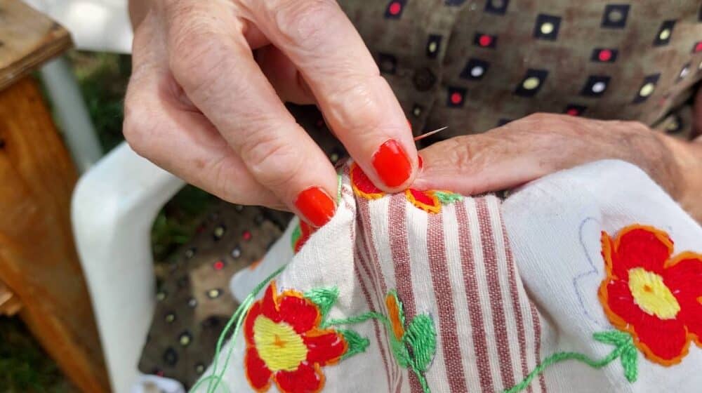 Šta je „upcycling”? Iza popularnog novog termina kriju se lekcije naših baka o popravkama, održivosti i prenameni 1