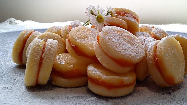 Recept nedelje: Vanilice sa puterom 1