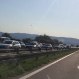 Reporter Danasa na autoputu: Kolona duga više kilometara u smeru ka Makedoniji, najveći zastoj na relaciji Ražanj-Paraćin 7