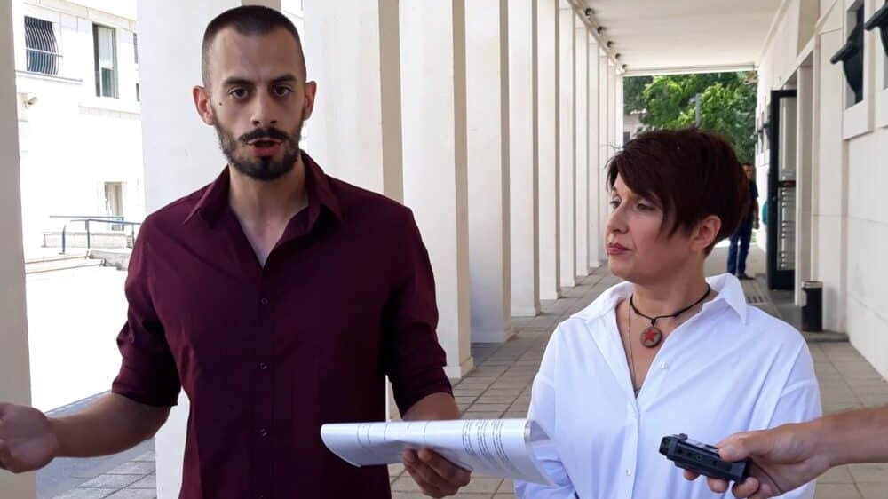 "Bojkot bi bio pogrešan, dogovaramo se u koliko kolona izlazimo": Opozicija u Novom Sadu se sprema za lokalne izbore 2