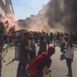 Lazović na protestu u Novom Sadu: Napali me i oborili na zemlju ljudi koji se nisu legitimisali 11