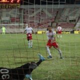 Radnički iz Niša se "samoubio" protiv Gzire 11