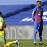 Premijer liga traži način da „klečanje“ zameni nekim drugim vidom podrške borbi protiv rasizma 14