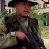 Ratni zločini Rusije: Ruski vojnik kastrira ukrajinskog vojnika kojem su ruke vezane a usta zapečaćena 5