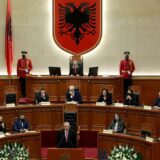 U Tirani sutra zajednička svečana sednica parlamenata Albanije i Kosova 13