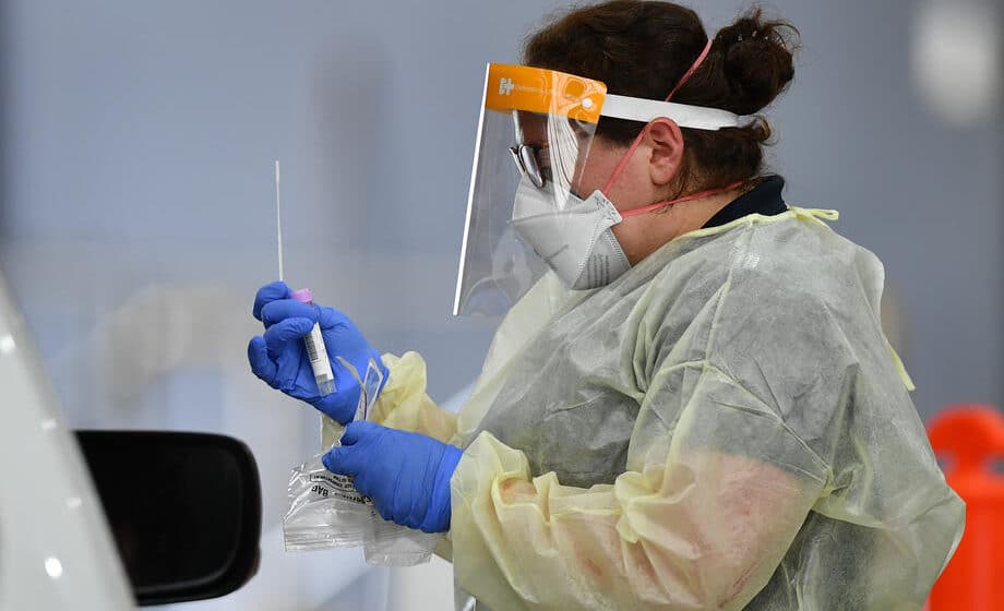 Novi Zeland pred novim talasom omikrona, uobičajene životne aktivnosti "pusta želja", tvrde stručnjaci 1