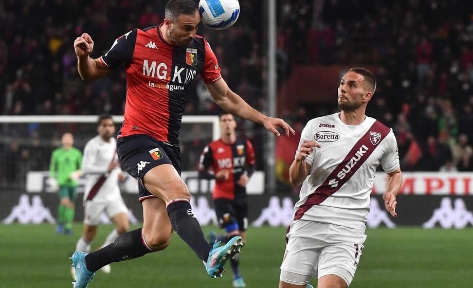 Italijani zagolicali maštu zvezdaša, Maksimović glavni junak 1