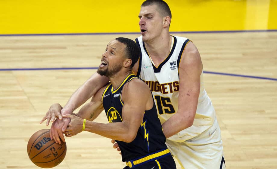 Jokić tripl-dabl do poluvremena, blistao i Bogdan 1