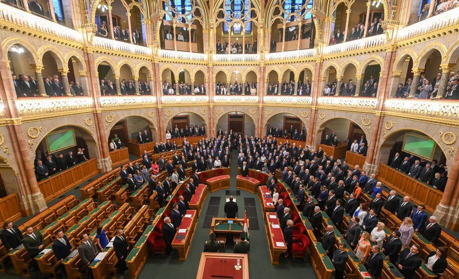 Mađarski parlament usvojio rezoluciju, traži ograničavanje moći Evropskog parlamenta 1