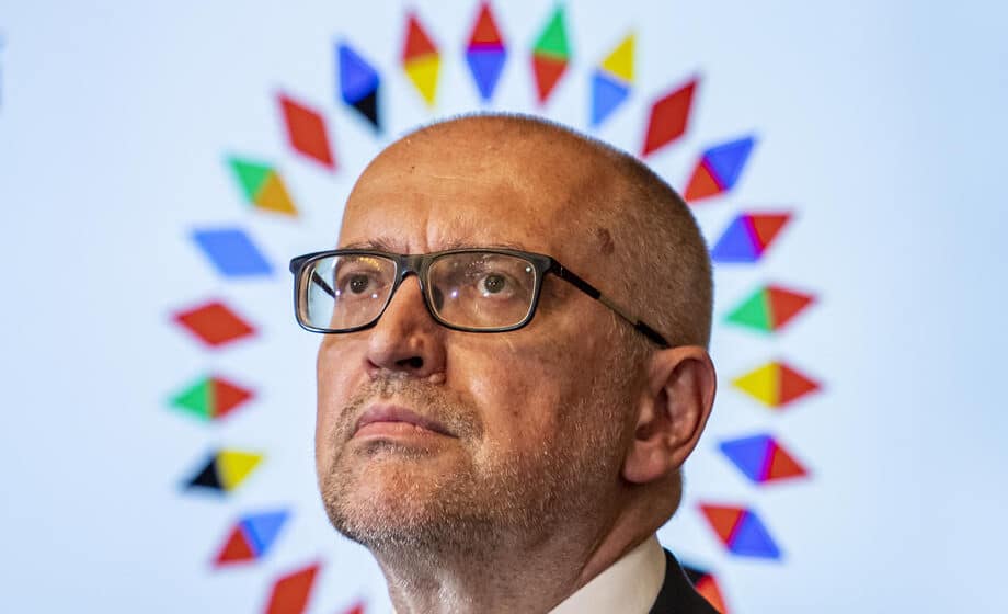 Kurti i Bek nakon predaje prijave Kosova za učlanjenje u EU: Predstoji ispunjenje niza zadataka 1