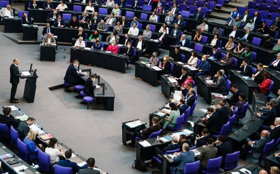 Bundestag u petak glasa o rezoluciji za BiH, odlučivaće se i o dolasku nemačkih vojnika 1