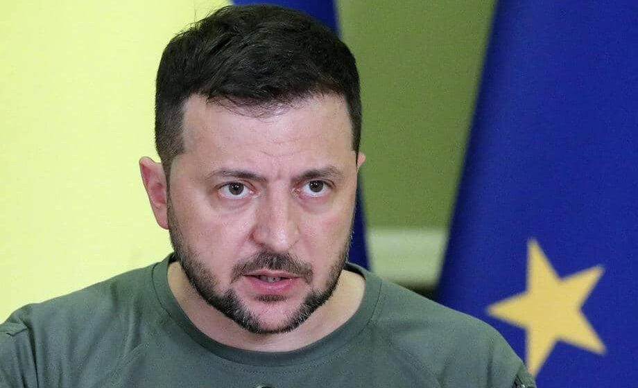 Zelenski u jeku krvave invazije ratuje i sa oligarsima: "Jedan u kancelariji drži ajkule..." 1