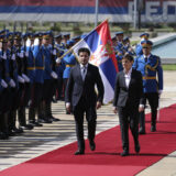 Brat Dritana Abazovića i premijerkina partnerka otvaraju kliniku u bivšoj zgradi BIGZ-a u Beogradu? 9