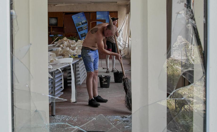 "Bankrot oko 15 zemalja, kupanje hladnom vodom i mrkli mrak": Mogući scenariji do kraja 2022. godine 1