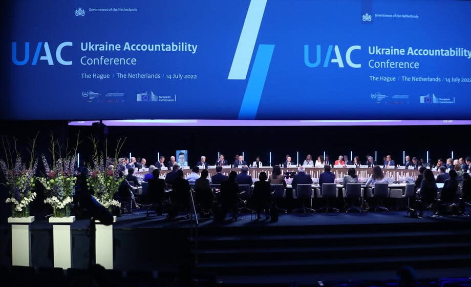 Minutom ćutanja odana počast poginulima u ratu u Ukrajini na konferenciji o ratnim zločinima u Hagu 1