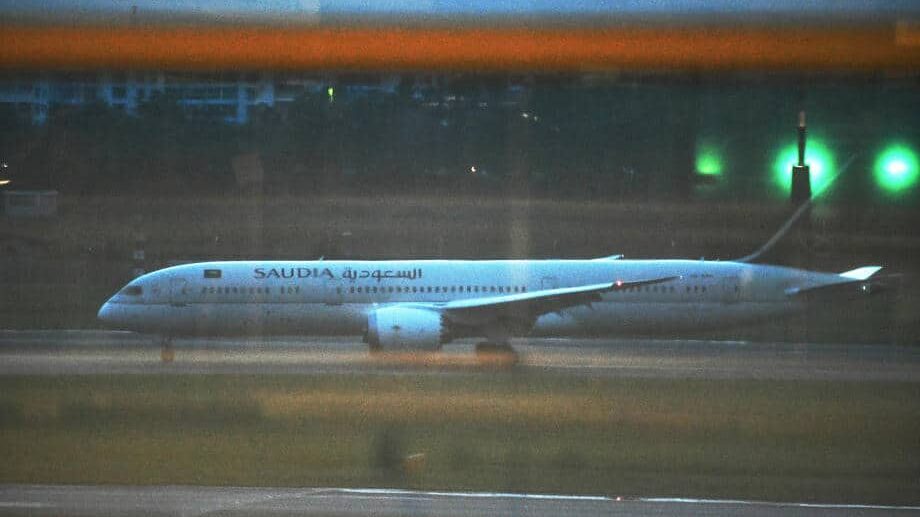 Odlazeći predsednik Šri Lanke napustio Maldive i otputovao u Singapur 1